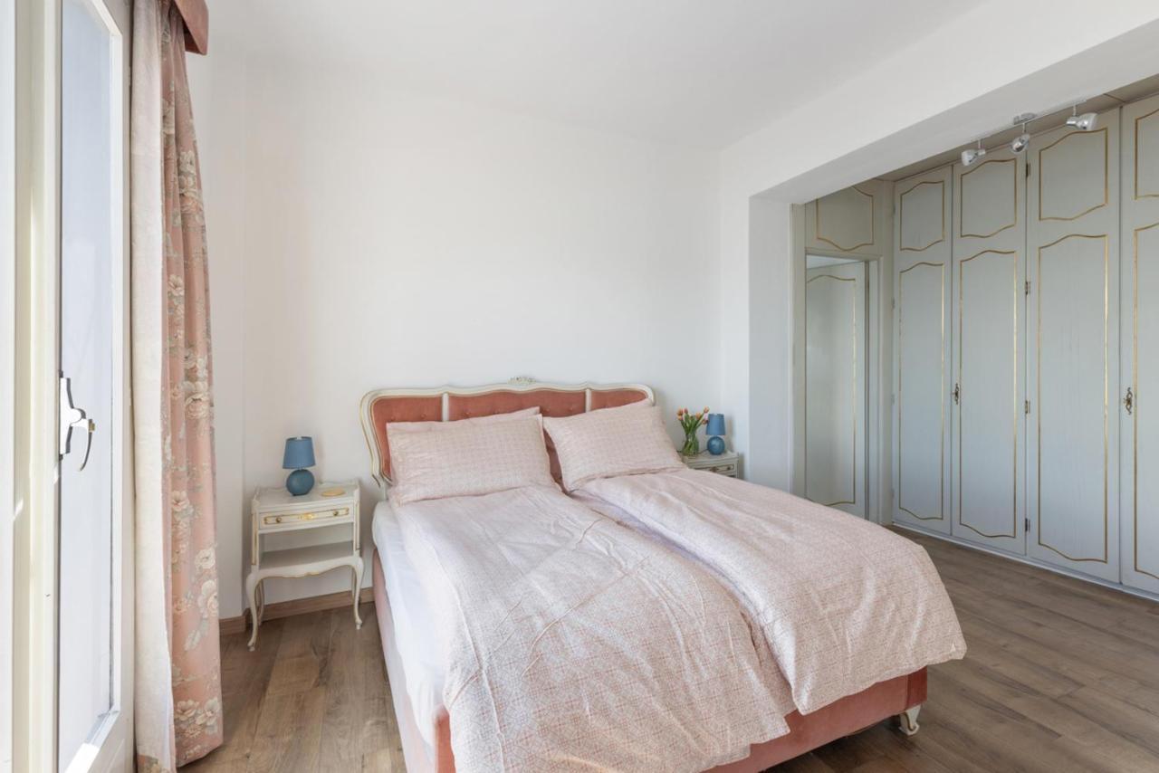 La Porticina Di Aurea Apartment กันโนบีโอ ภายนอก รูปภาพ