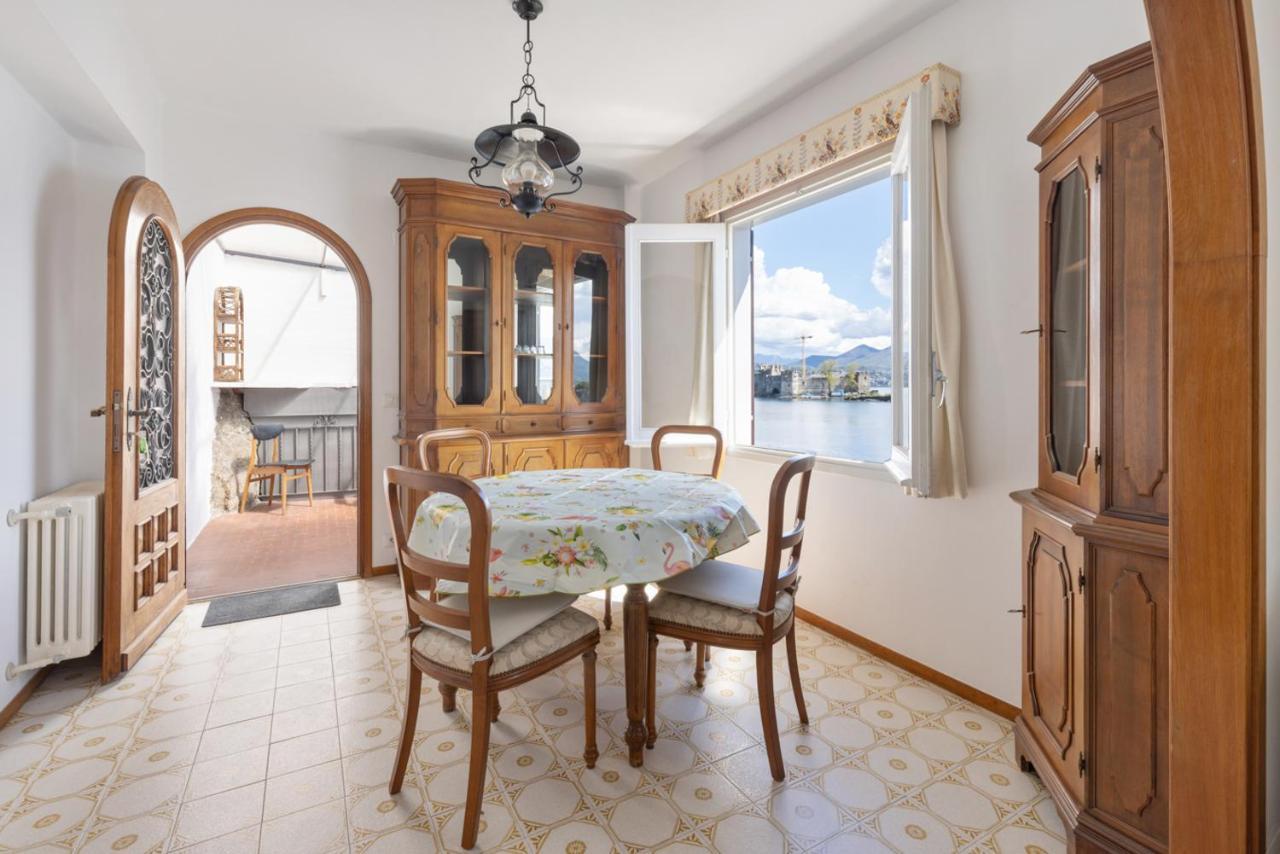 La Porticina Di Aurea Apartment กันโนบีโอ ภายนอก รูปภาพ